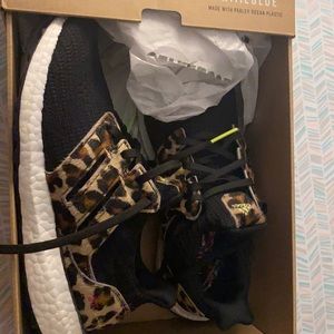 Adidas ultraboost dna leopard shoes
